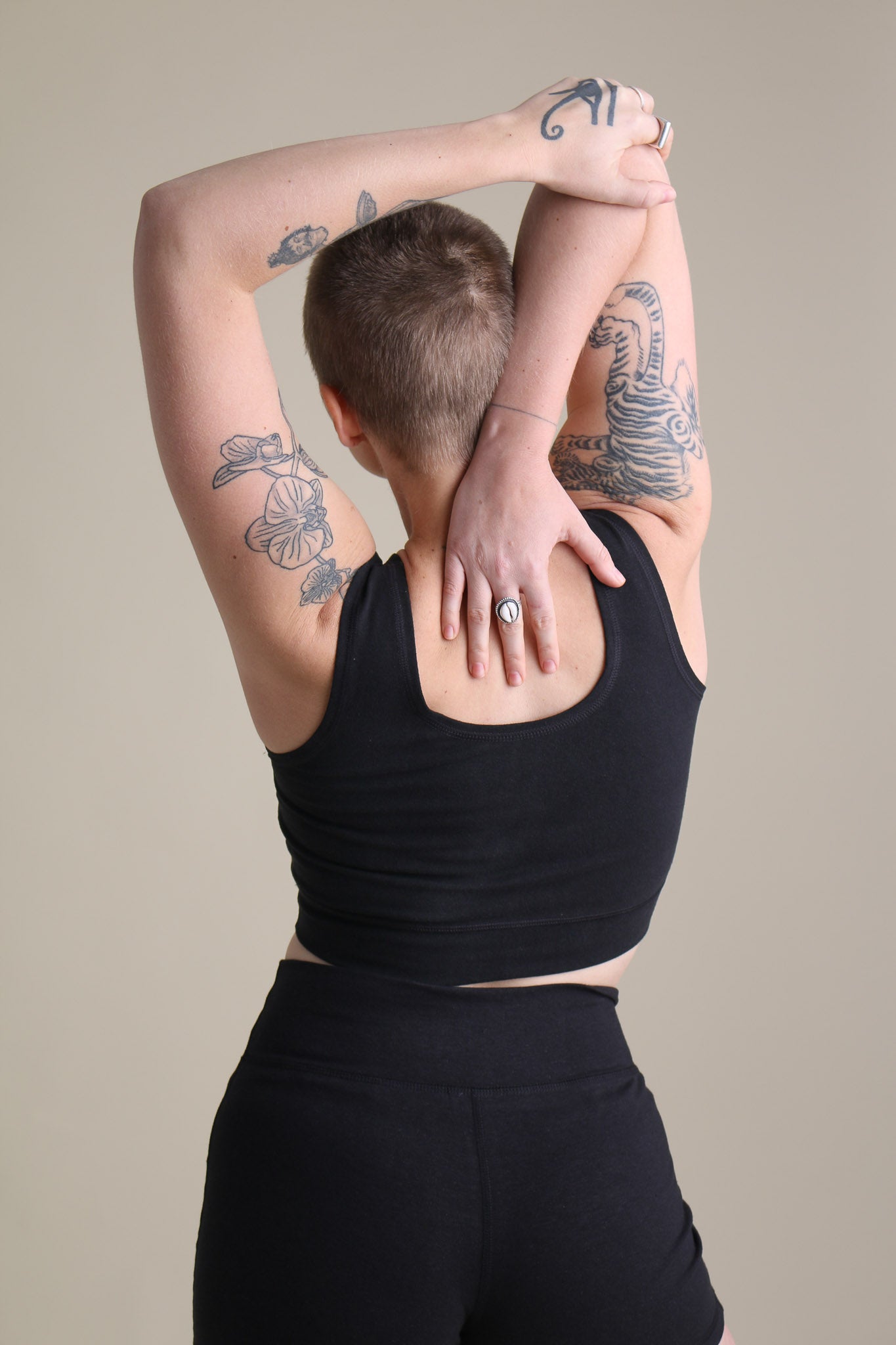 Yoga Bralette in Black – Conscious Clothing