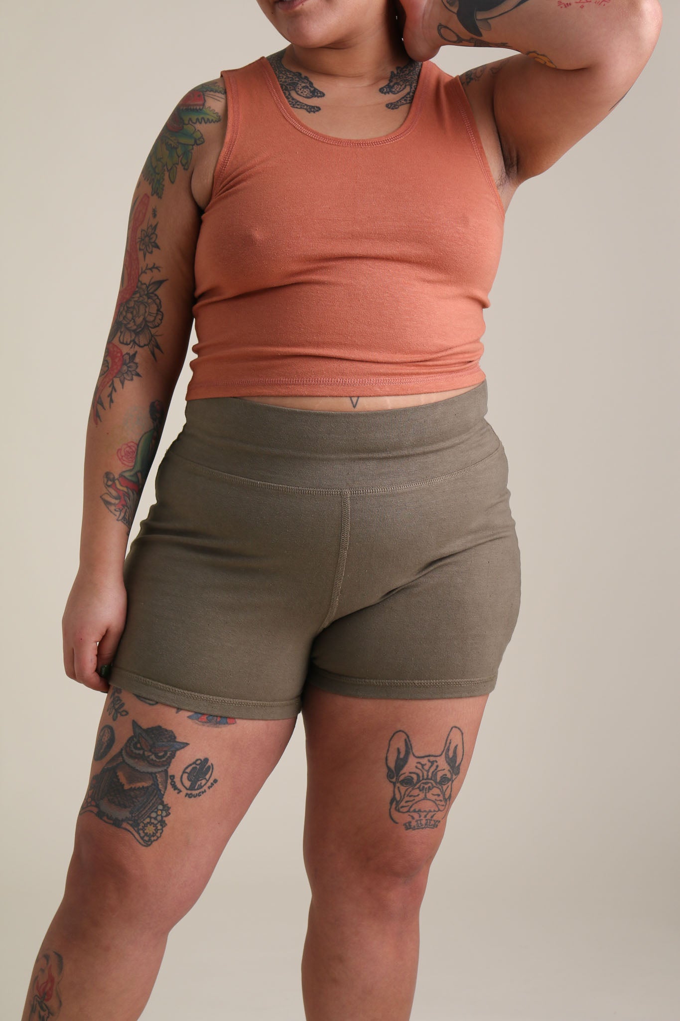 Yoga Shorts in Olive – Conscious Clothing