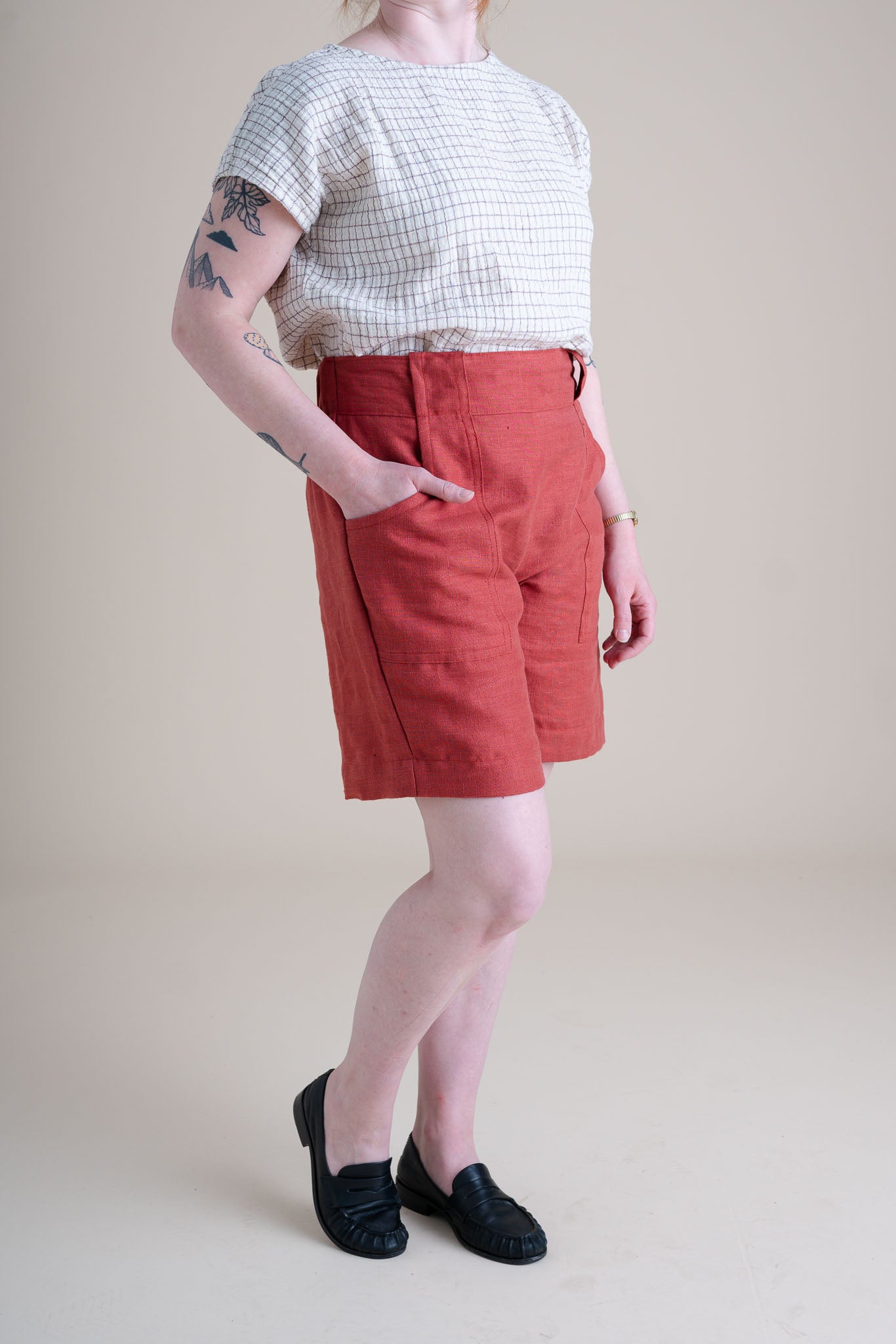 Gardenia Shorts in Paprika