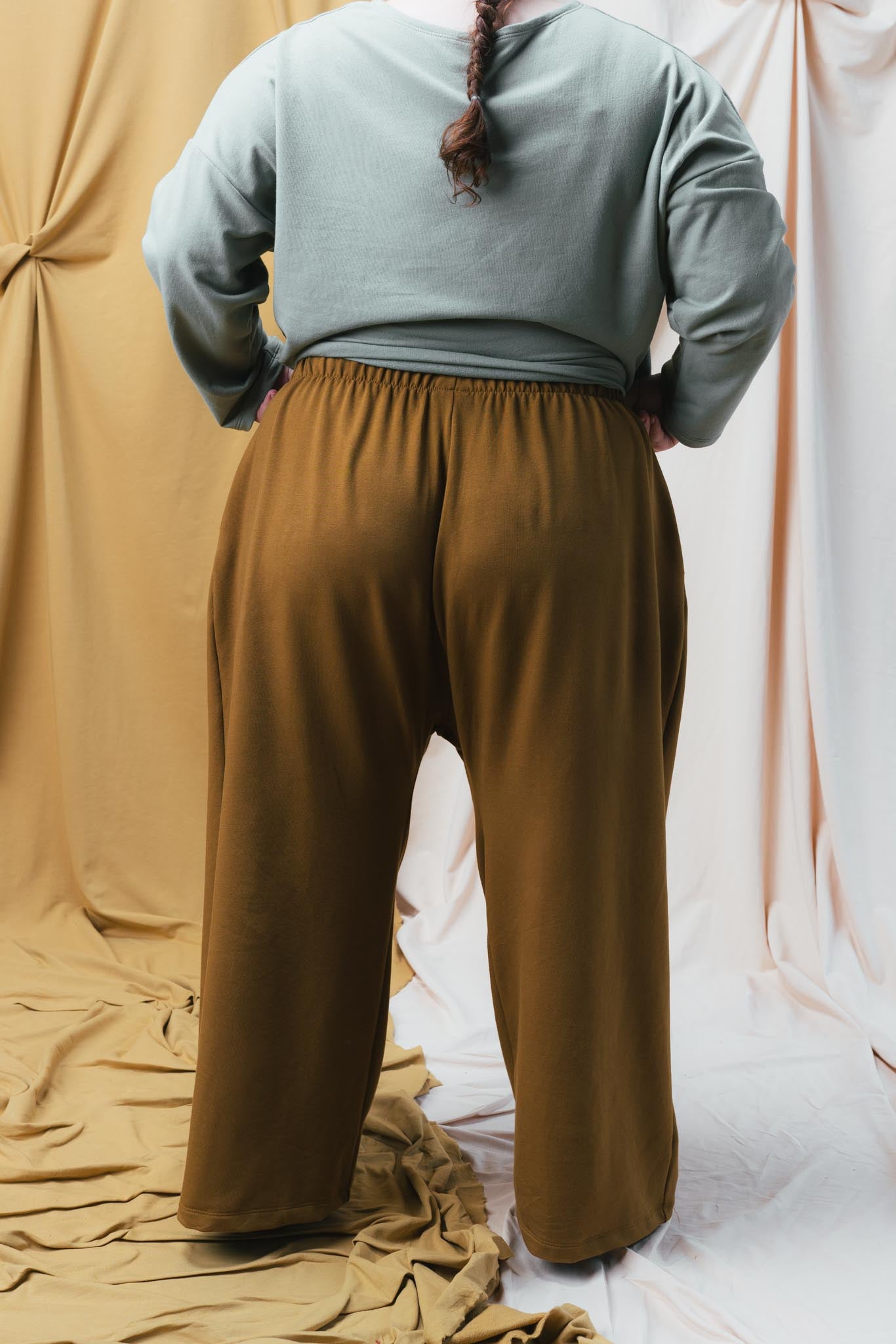 Zinat Pant in Almond