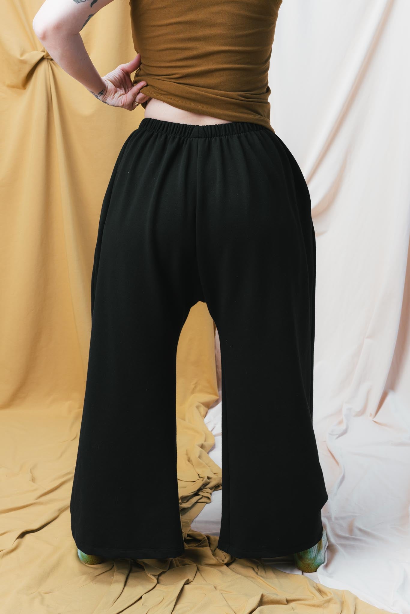 Zinat Pant in Licorice