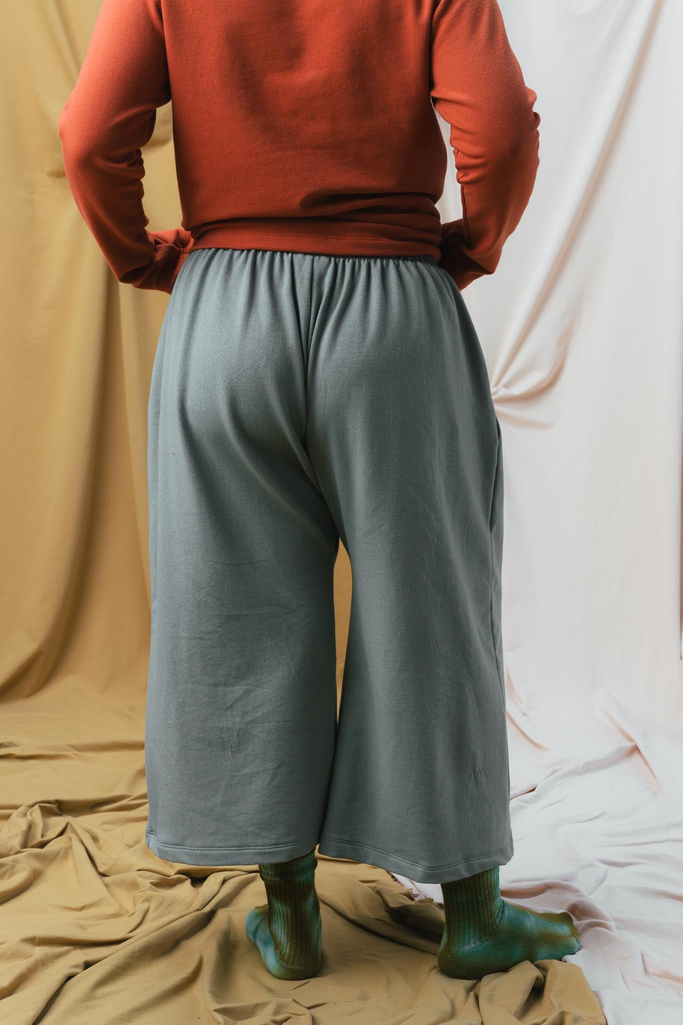 Zinat Pant in Pistachio